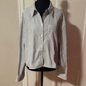 Athleta Women's Striped Button Up Shirt White with Gray Stripes Size Large